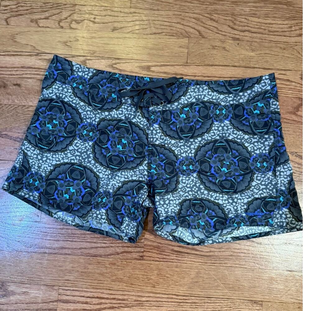 Patagonia Printed Nylon Shorts Blue Gray Women’s 10